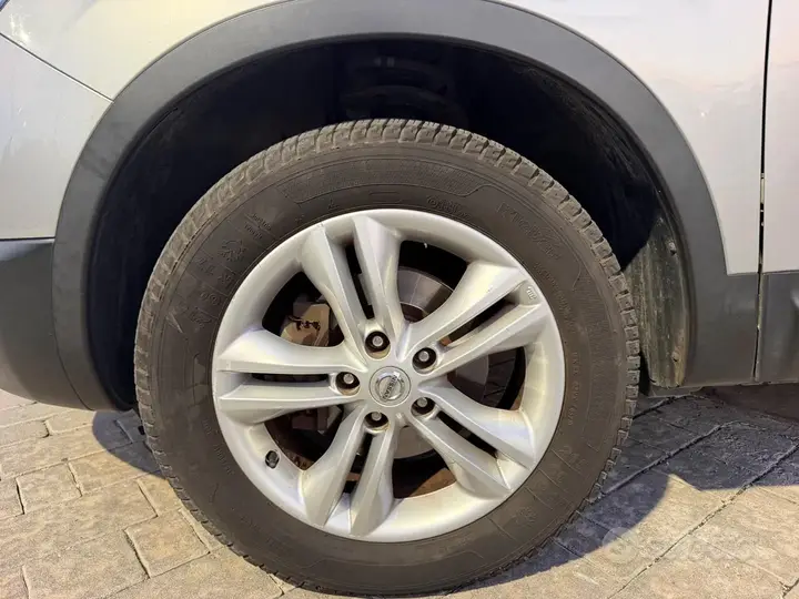 Nissan Qashqai 2011 photo 5
