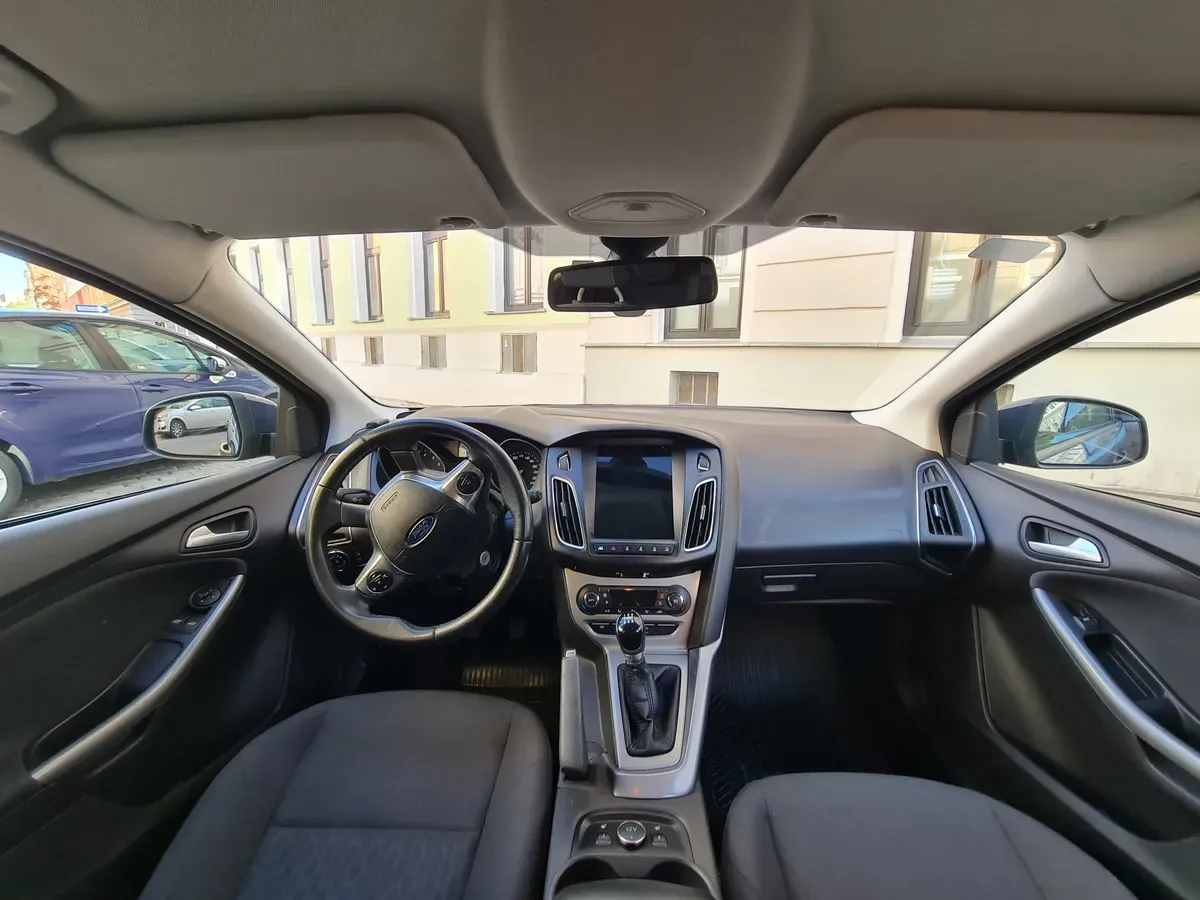 Ford Focus 2013 photo 3
