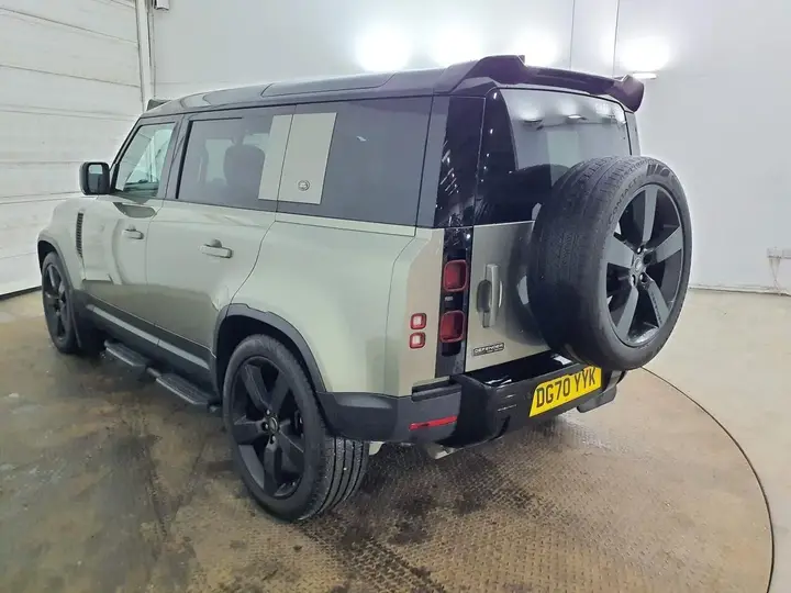 Land Rover Defender 110 2020 photo 5