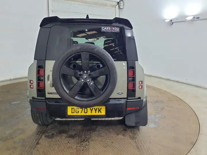Land Rover Defender 110 2020 photo 4