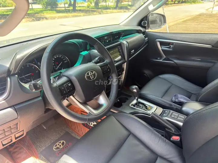 Toyota Fortuner 2022 photo 5