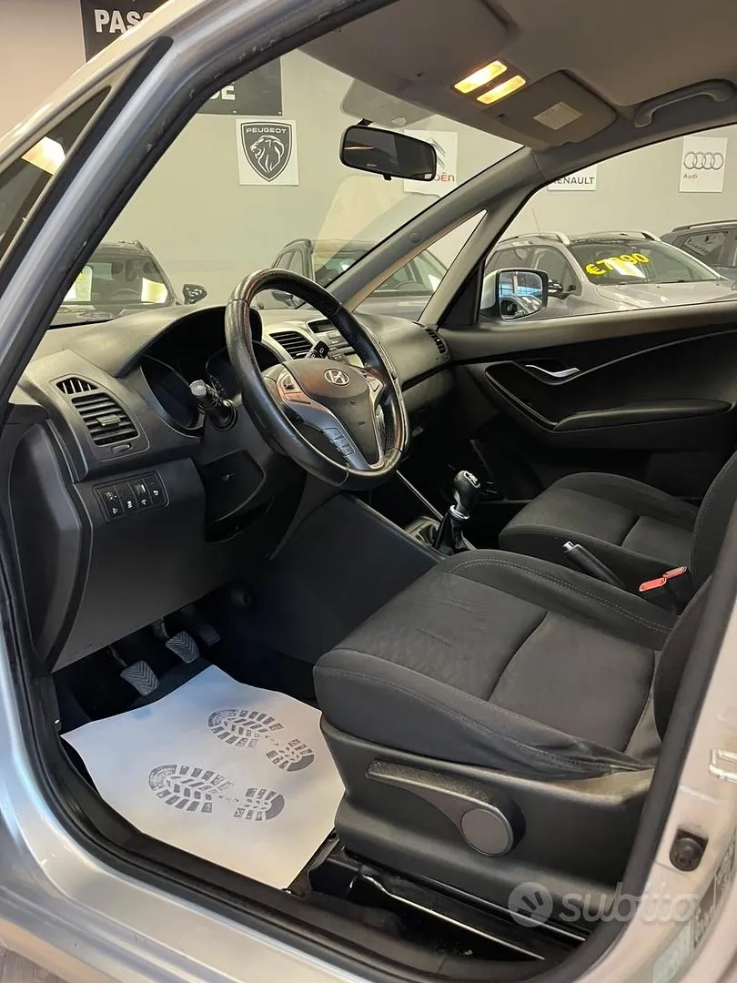 Hyundai Ix20 2013 photo 5