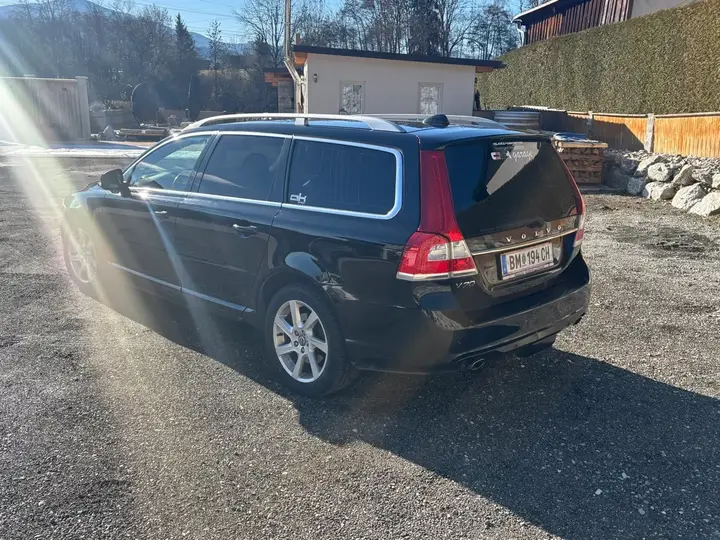 Volvo V70 2014 photo 3