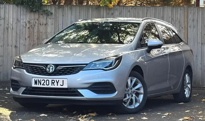 Vauxhall Astra 2020 photo 3