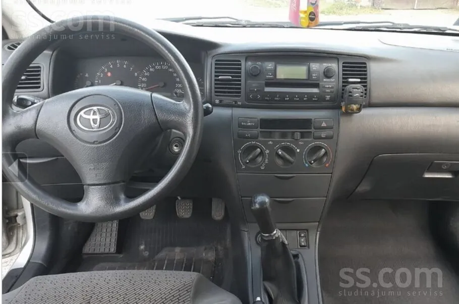 Toyota Corolla 2005 photo 3