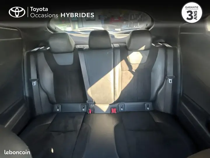 Toyota C-Hr 2023 photo 4