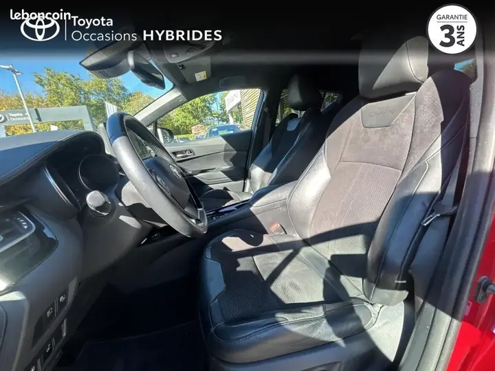 Toyota C-Hr 2023 photo 3