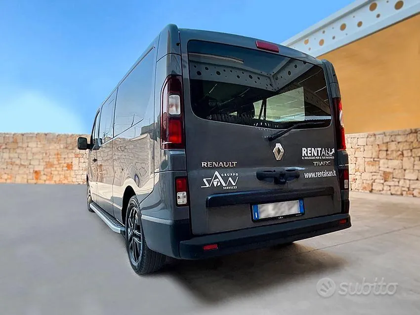 Renault Trafic 2017 photo 3