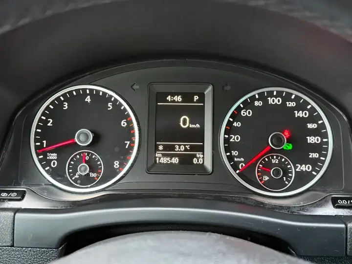 Volkswagen Tiguan 2015 photo 4