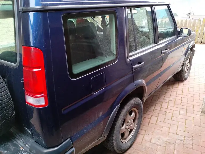 Land Rover Discovery 2001 photo 2