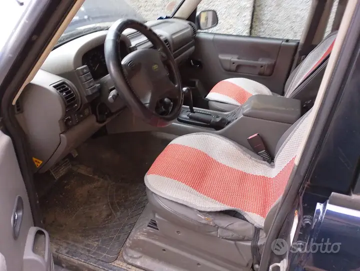 Land Rover Discovery 2001 photo 3