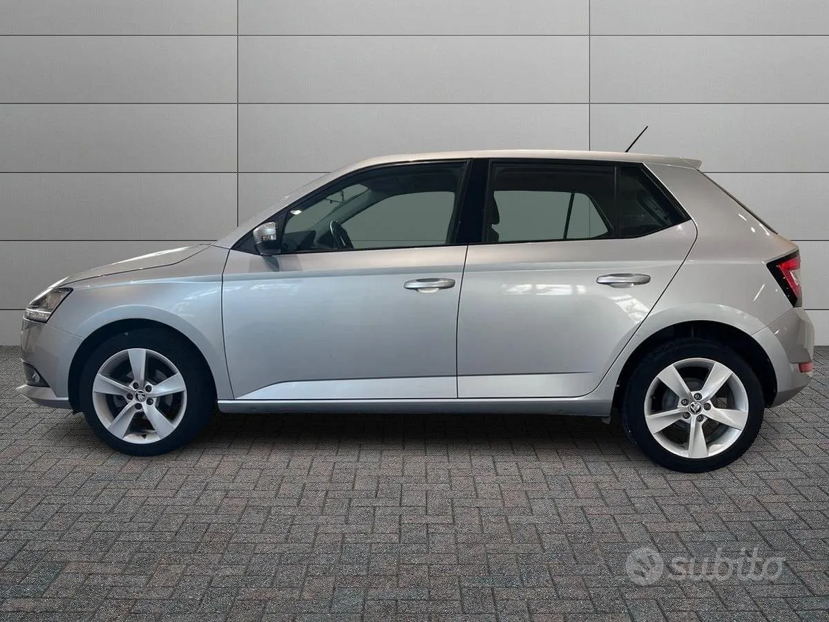 Skoda Fabia 2019 photo 2