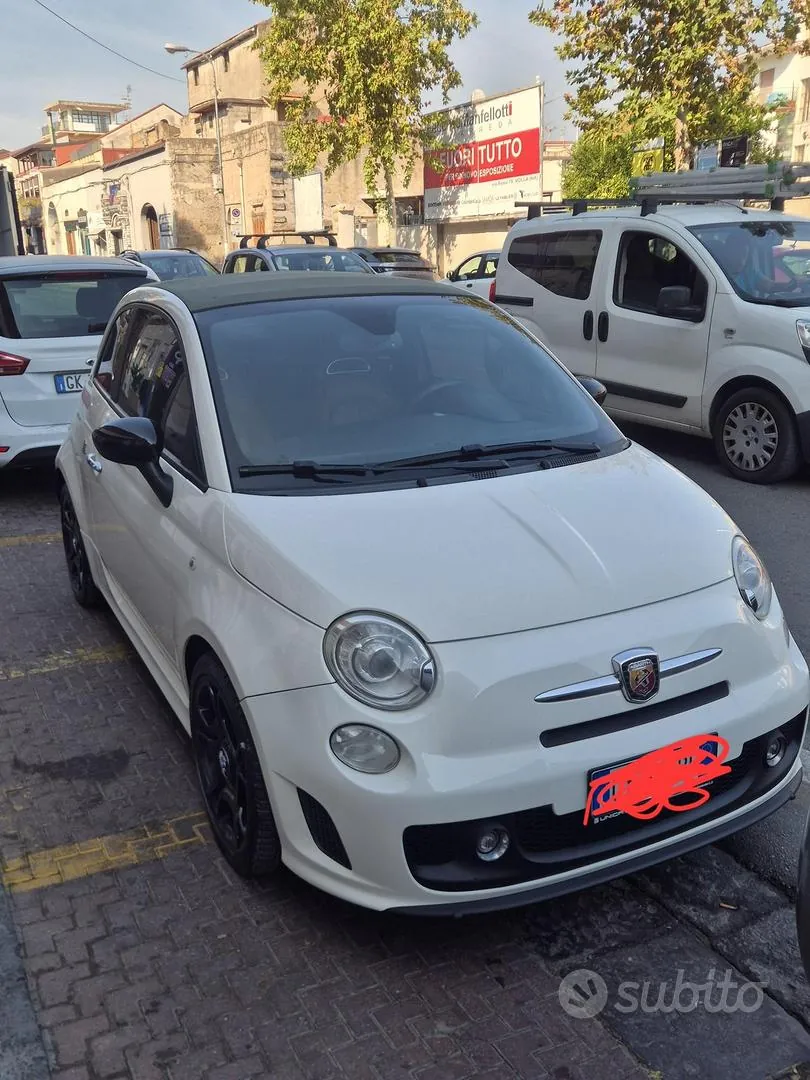 Abarth 500 2011 photo 4
