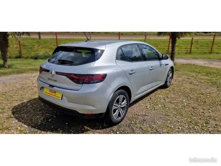 Renault Megane 2023 photo 4