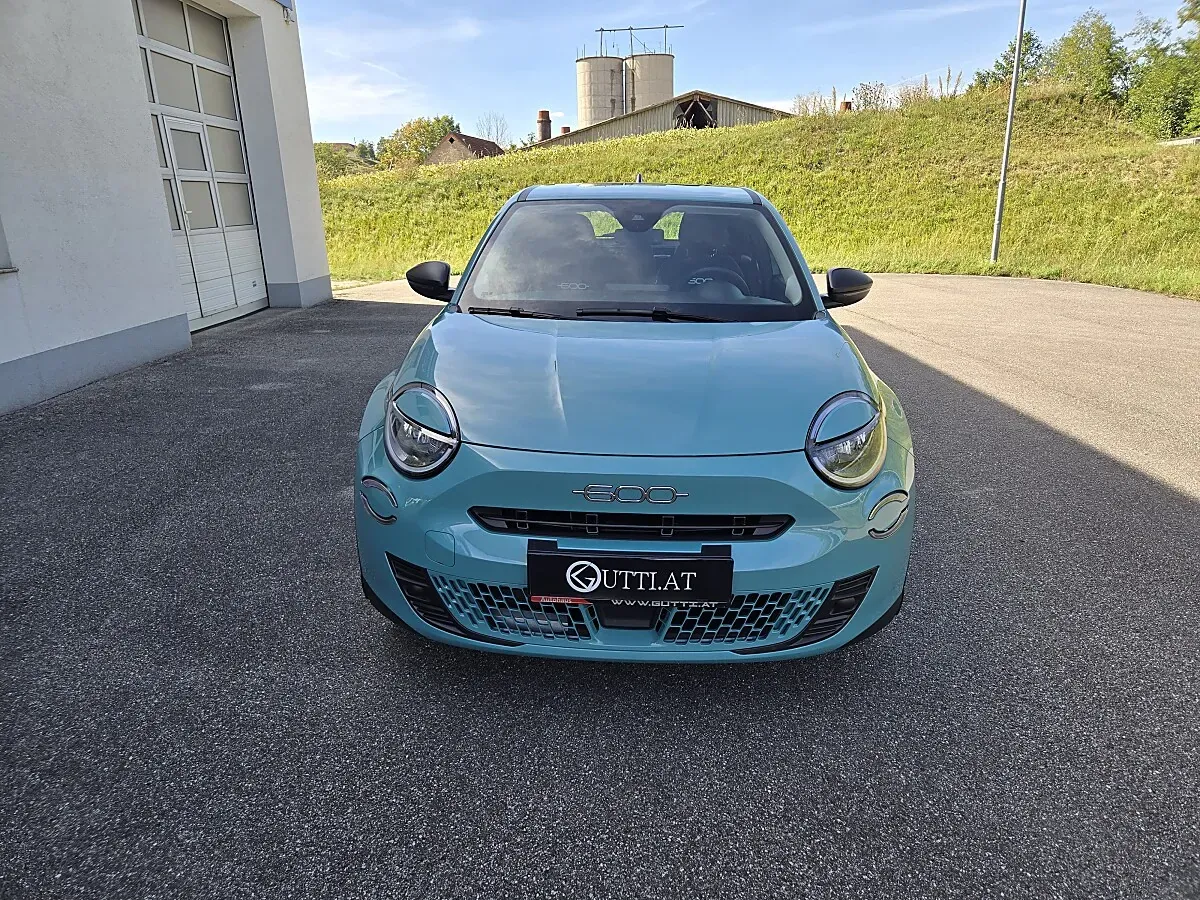 Fiat 600 2024 photo 2