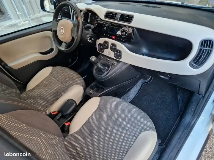 Fiat Panda 2015 photo 2