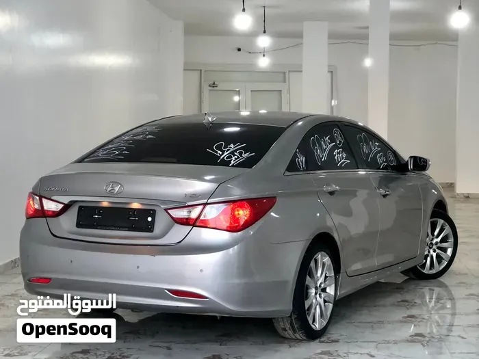 Hyundai Sonata 2012 photo 4