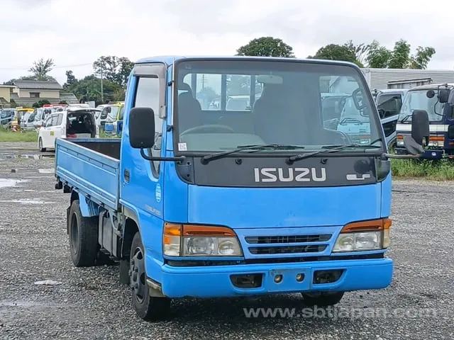 Isuzu Elf