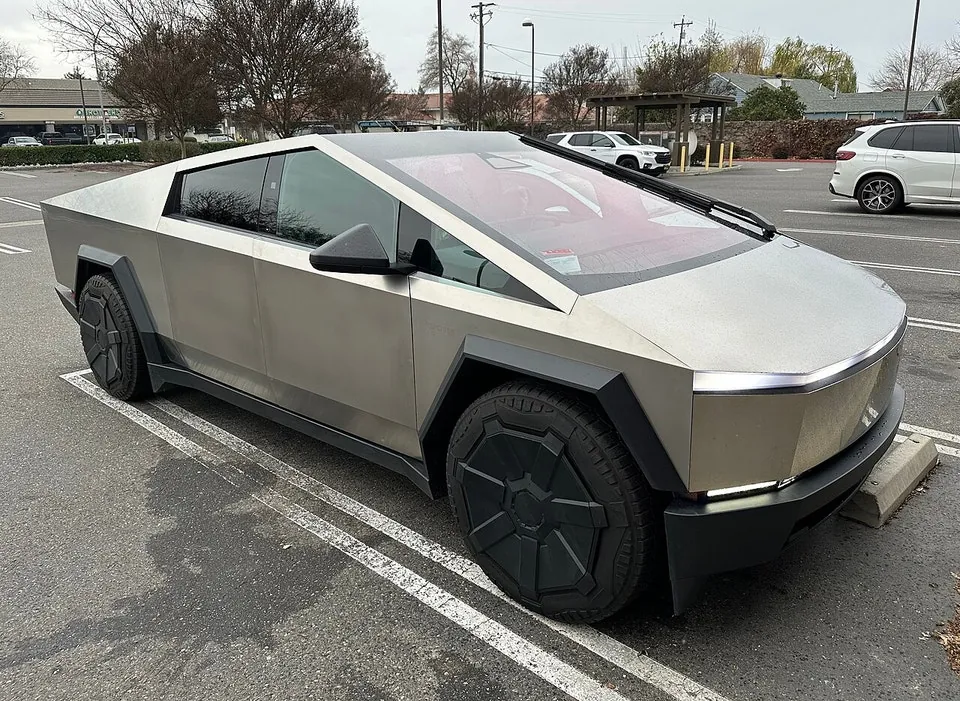 Tesla 3