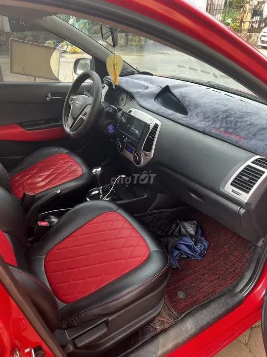 Hyundai I20