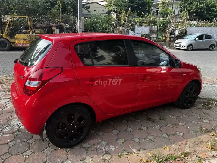Hyundai I20 2011 photo 4