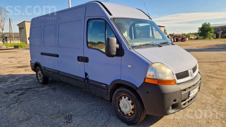 Renault Master 2004 photo 2