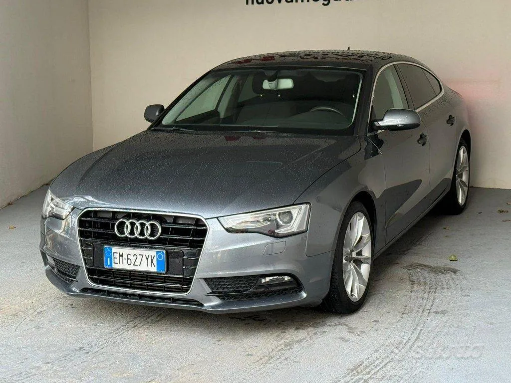 Audi A5 2012 photo 4