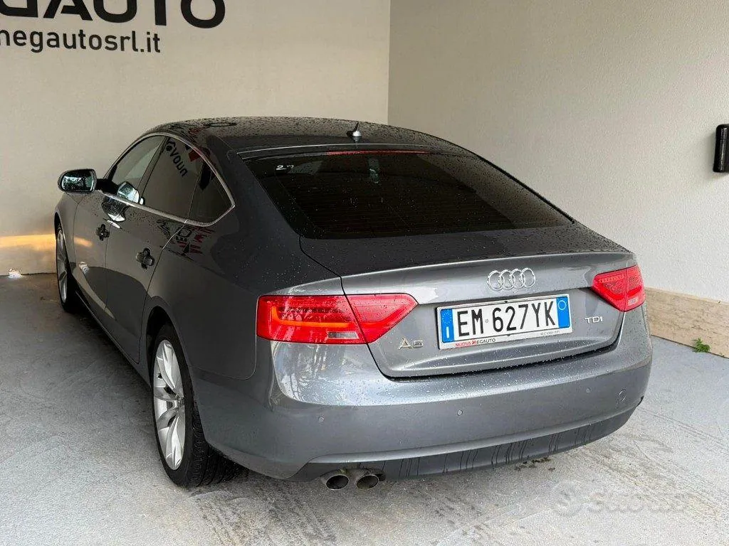 Audi A5 2012 photo 5