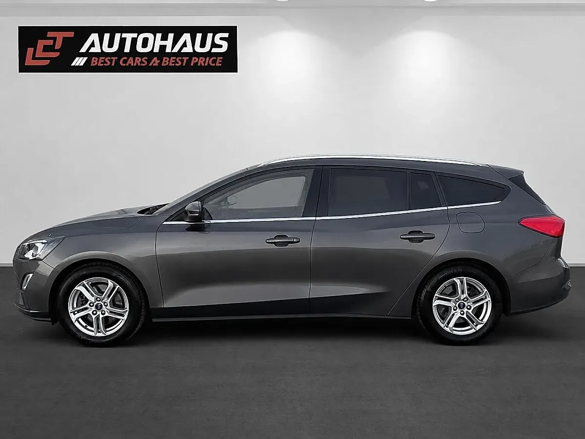 Ford Focus 2019 photo 2