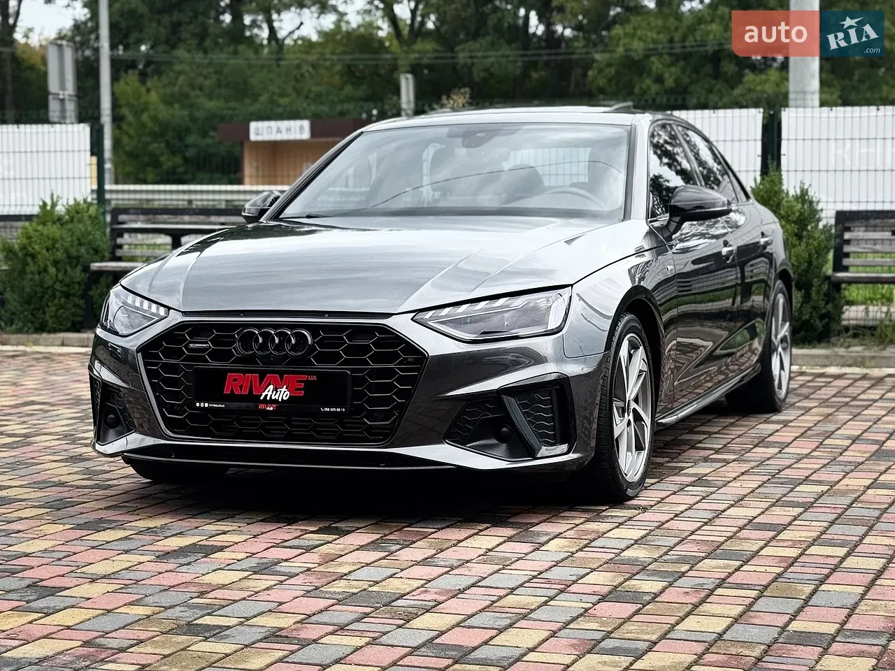 Audi A4 2023 photo 4