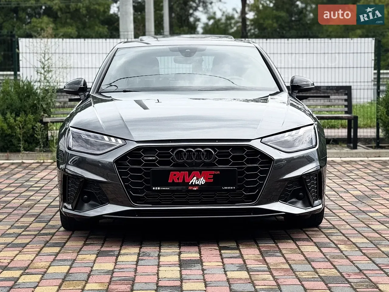 Audi A4 2023 photo 3