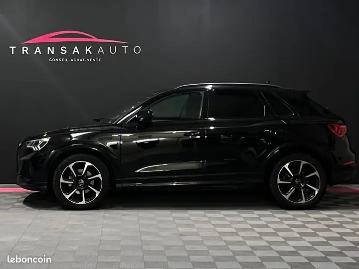 Audi Q3 2023 photo 2