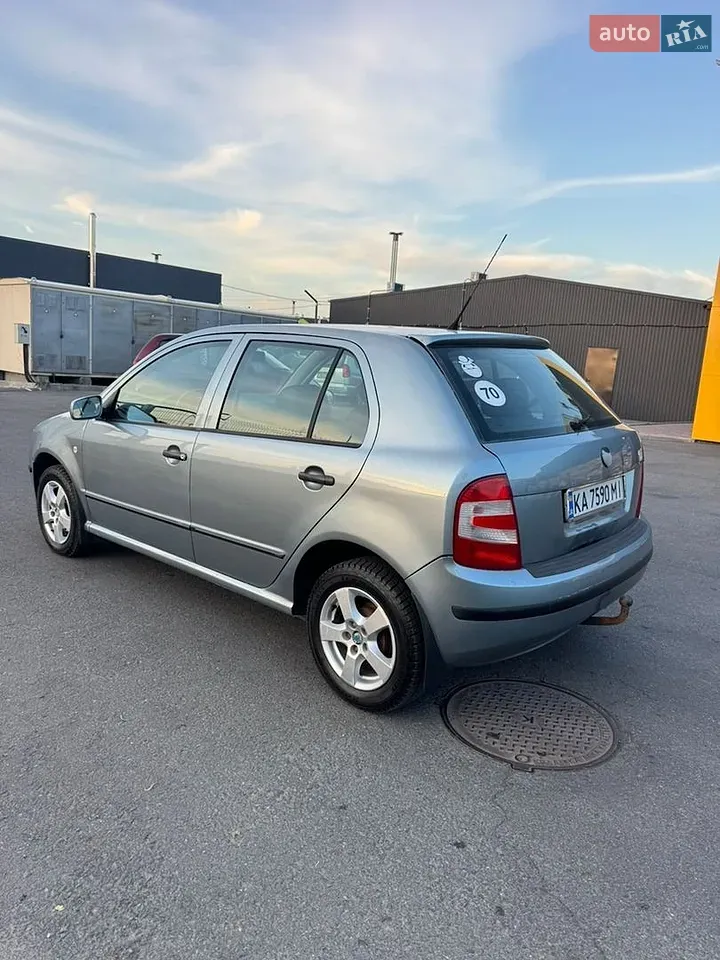 Skoda Fabia 2006 photo 5