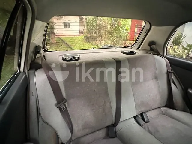 Toyota Starlet 1997 photo 4