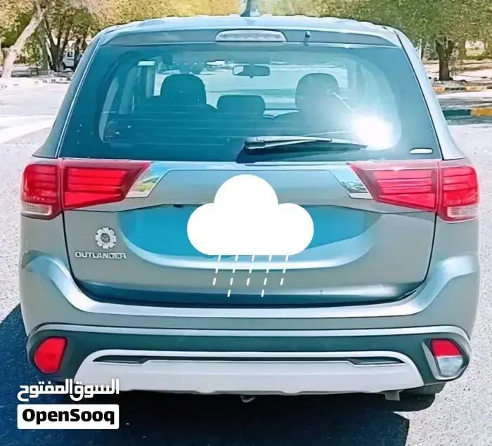 Mitsubishi Outlander 2018 photo 2