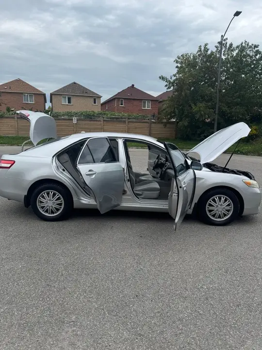 Toyota Camry 2011 photo 4