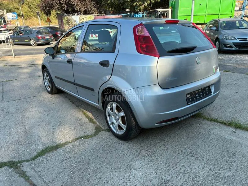 Fiat Grande Punto 2007 photo 4