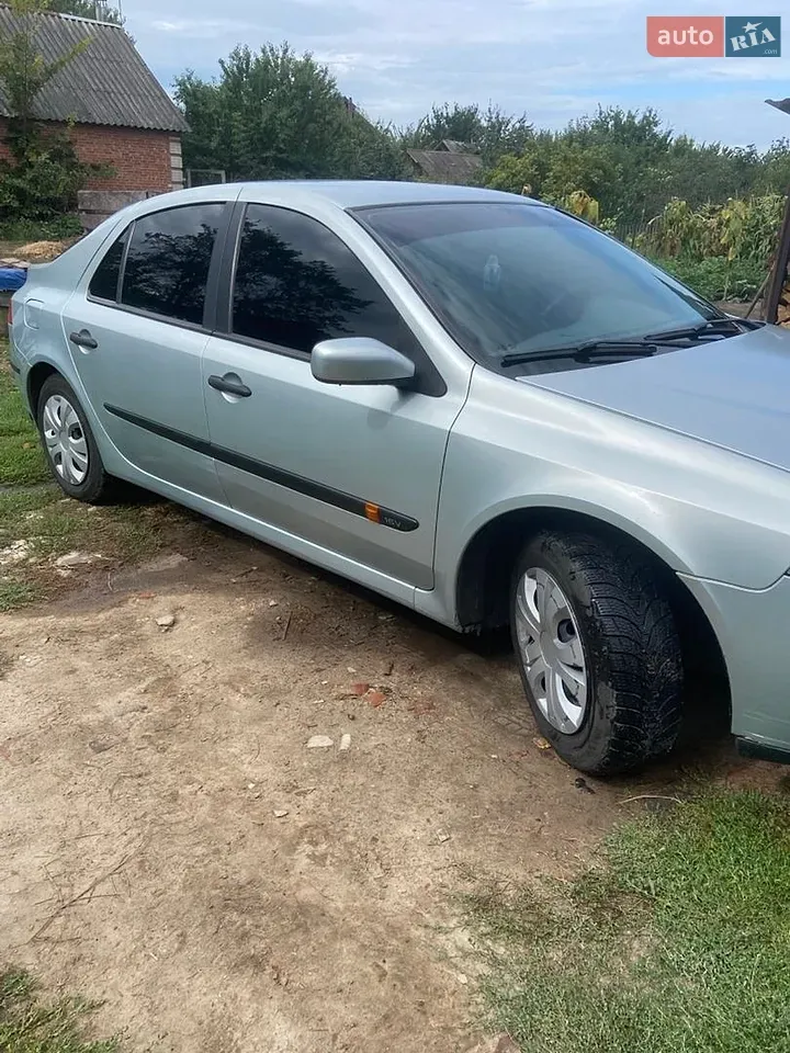 Renault Laguna 2002 photo 4