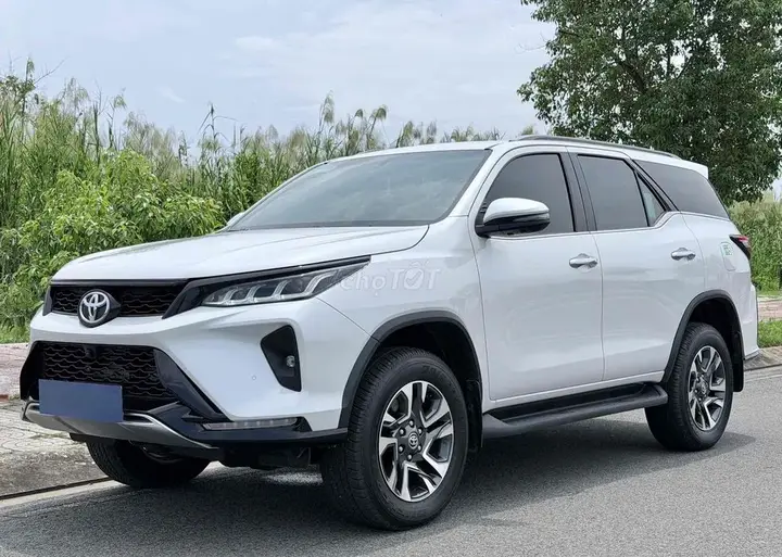 Toyota 4 Runner 2025 photo 3