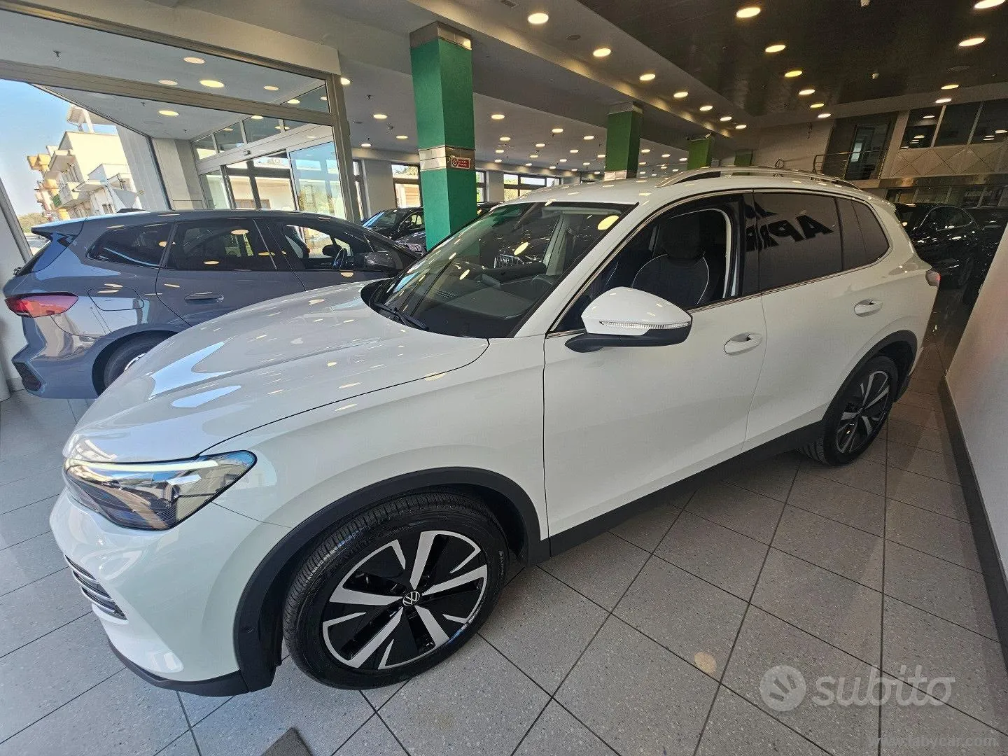 Volkswagen Tiguan 2024 photo 4