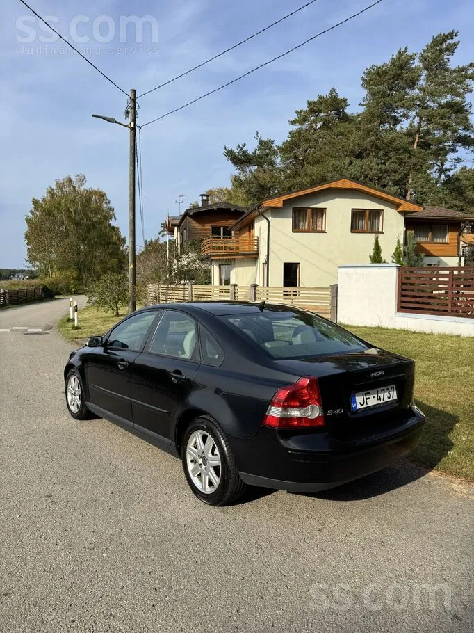 Volvo S40 2004 photo 4