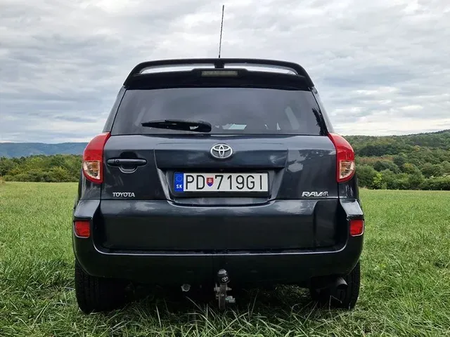 Toyota Rav4 2007 photo 3