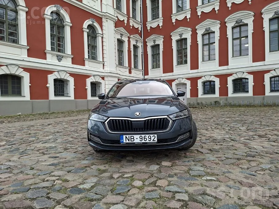 Skoda Octavia 2022 photo 3