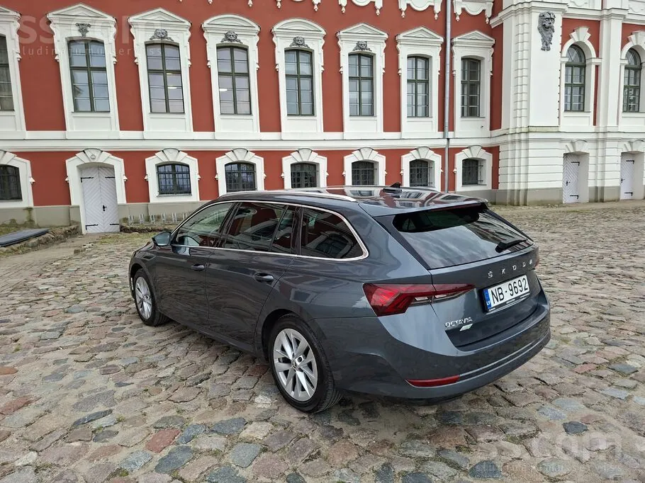 Skoda Octavia 2022 photo 4