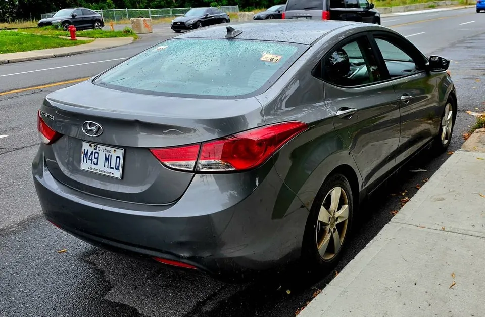Hyundai Elantra 2013 photo 2