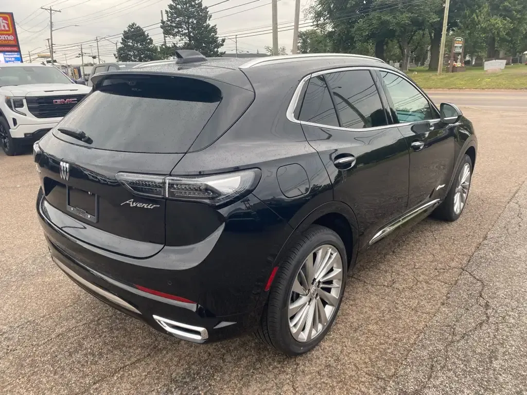 Buick Envision 2026 photo 5