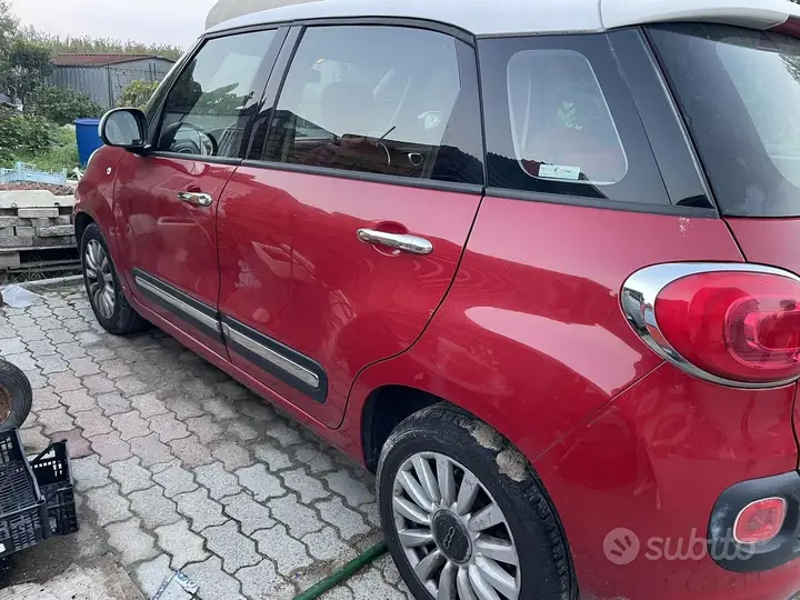 Fiat 500L 2016 photo 4