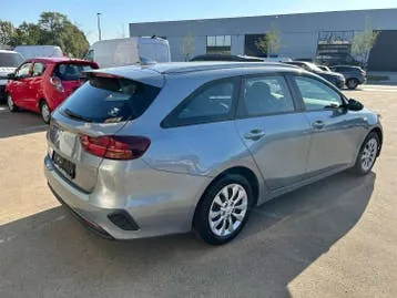 Kia Ceed Sportswagon Sw 2023 photo 3