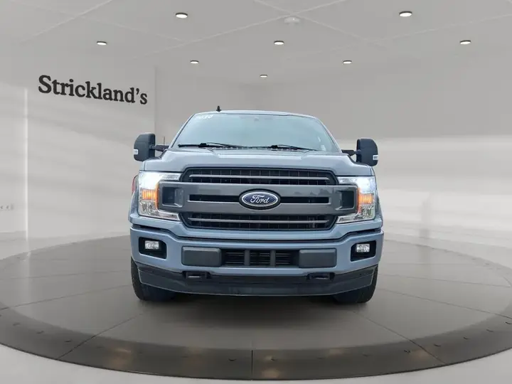 Ford F-150 2020 photo 2
