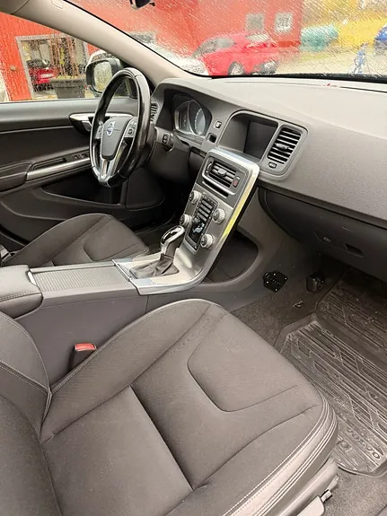 Volvo V60 2015 photo 5